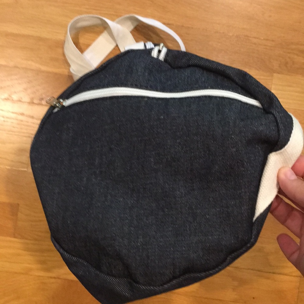 Meet Me at the Barre Duffle - Picture 2 of 6